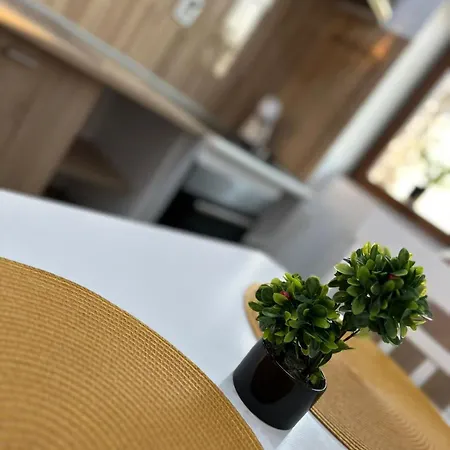 Mamaia Nord Daire Navodari